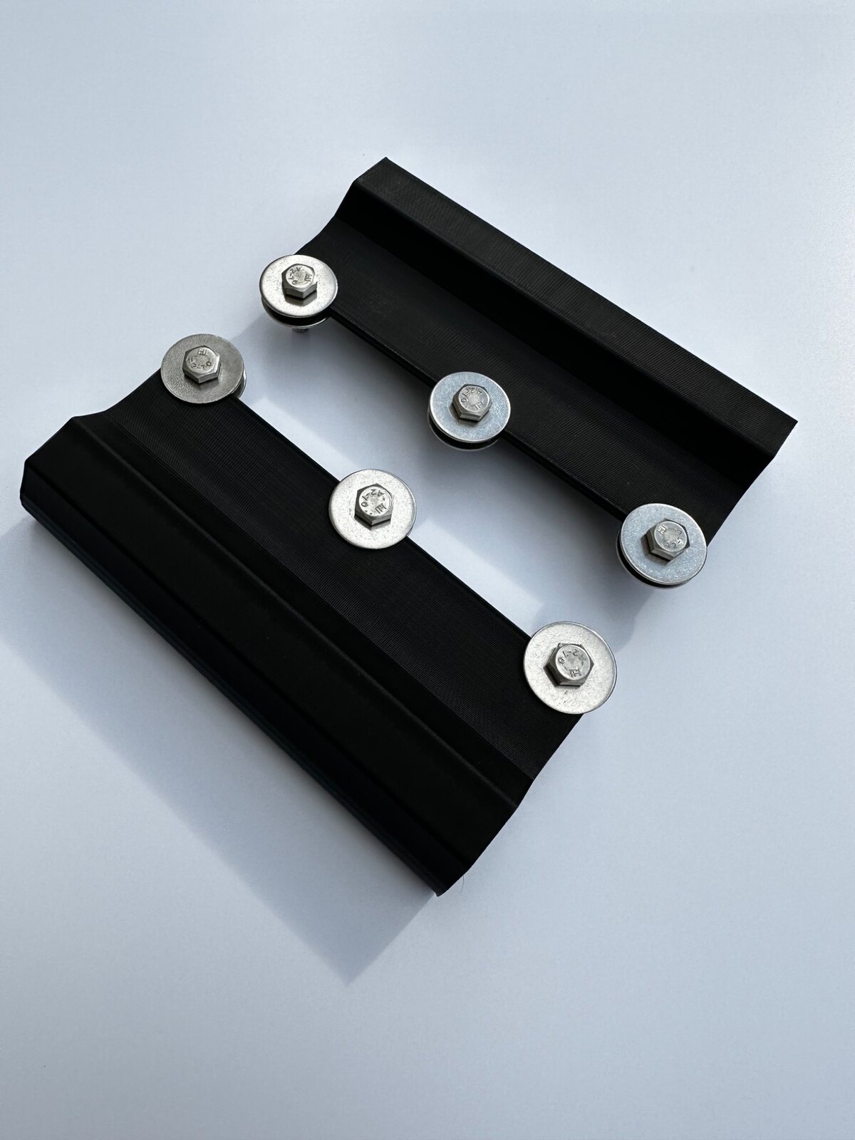 Ensemble de protections de châssis de karting imprimées en 3D avec leurs fixations